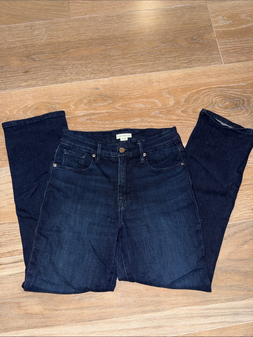 Good American -Good Legs Straight Dark Wash Jeans. Size 8/29. EUC